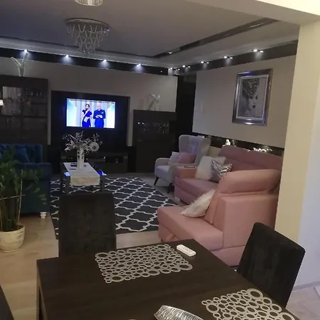 Apartament Karina ,centrum,blisko Plazy Miejsce Parkingowe Strzezone Giżycko