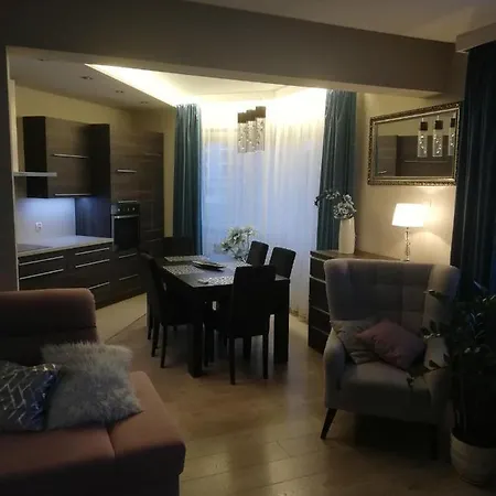 Apartament Karina ,centrum,blisko Plazy Miejsce Parkingowe Strzezone Daire Giżycko