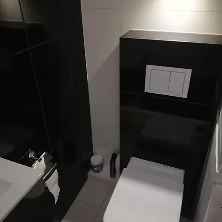 Apartament Karina ,centrum,blisko Plazy Miejsce Parkingowe Strzezone Daire *